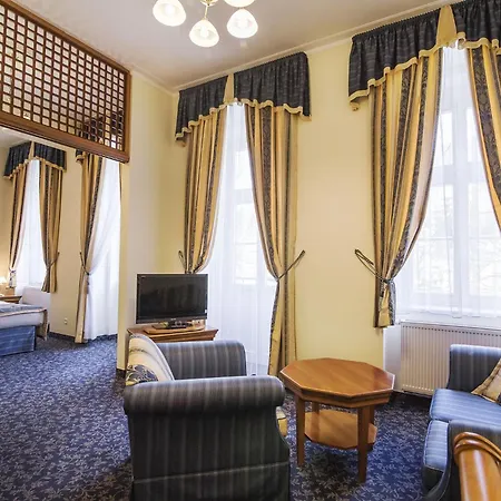 Ontario 3* Karlowe Wary