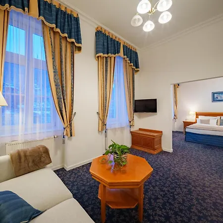 Hotel Ontario