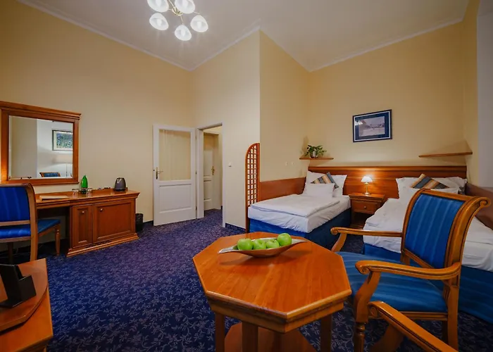 Ontario Hotel