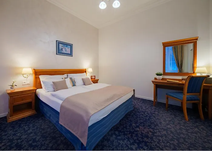 Hotel Ontario KLV