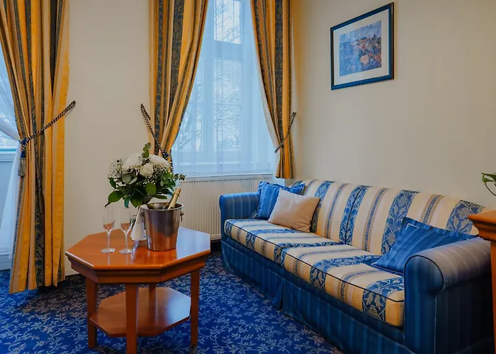 Ontario Hotel 3*