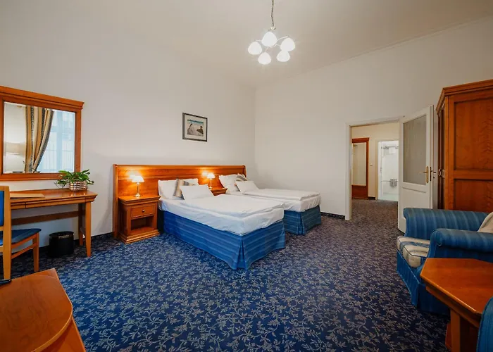 Ontario Hotel 3*