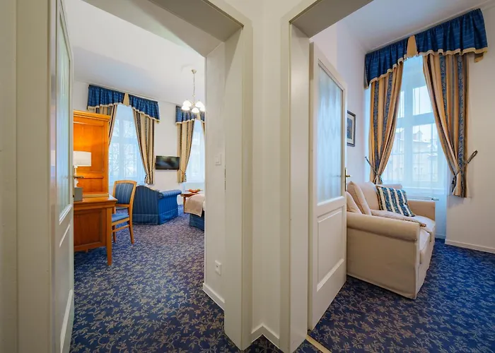 Ontario Hotel