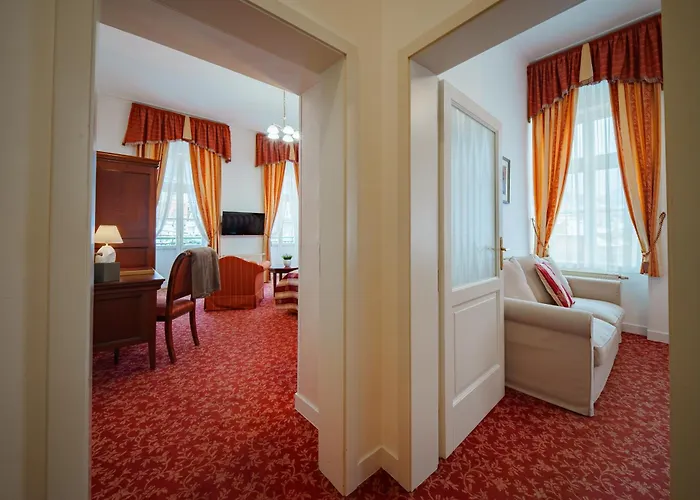 Ontario Hotel 3*