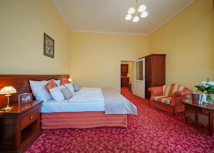 Hotel Ontario 3*