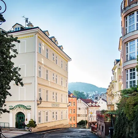 Hotel Ontario 3*